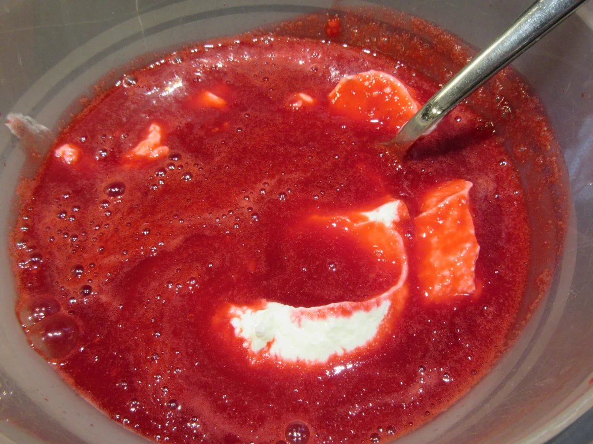 Rezept: Dessert: Himbeereis aus Skyr Bild Nr. 4 Dessert: Himbeereis aus Skyr - Rezept - Bild Nr. 4