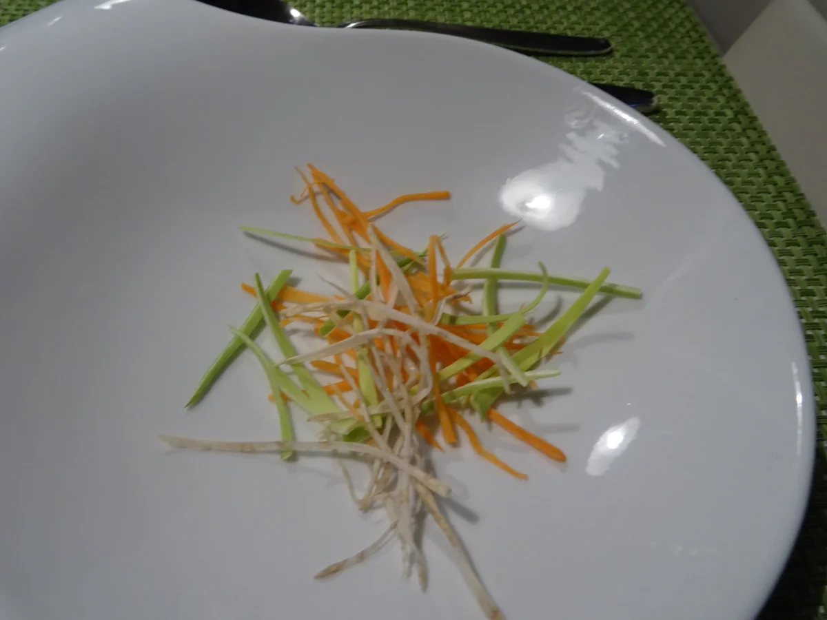 Rezept: Gries-Nockerl-Suppe Bild Nr. 6940 Gries-Nockerl-Suppe - Rezept - Bild Nr. 6940