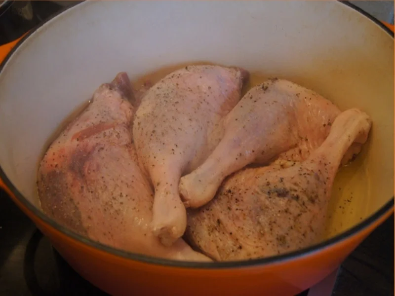 Rezept: Gänsekeulen mit Gemüsesauce, Böhmischen Knödeln und Ananas-Mango-Rotkohl Bild Nr. 6 Gänsekeulen mit Gemüsesauce, Böhmischen Knödeln und Ananas-Mango-Rotkohl - Rezept - Bild Nr. 6