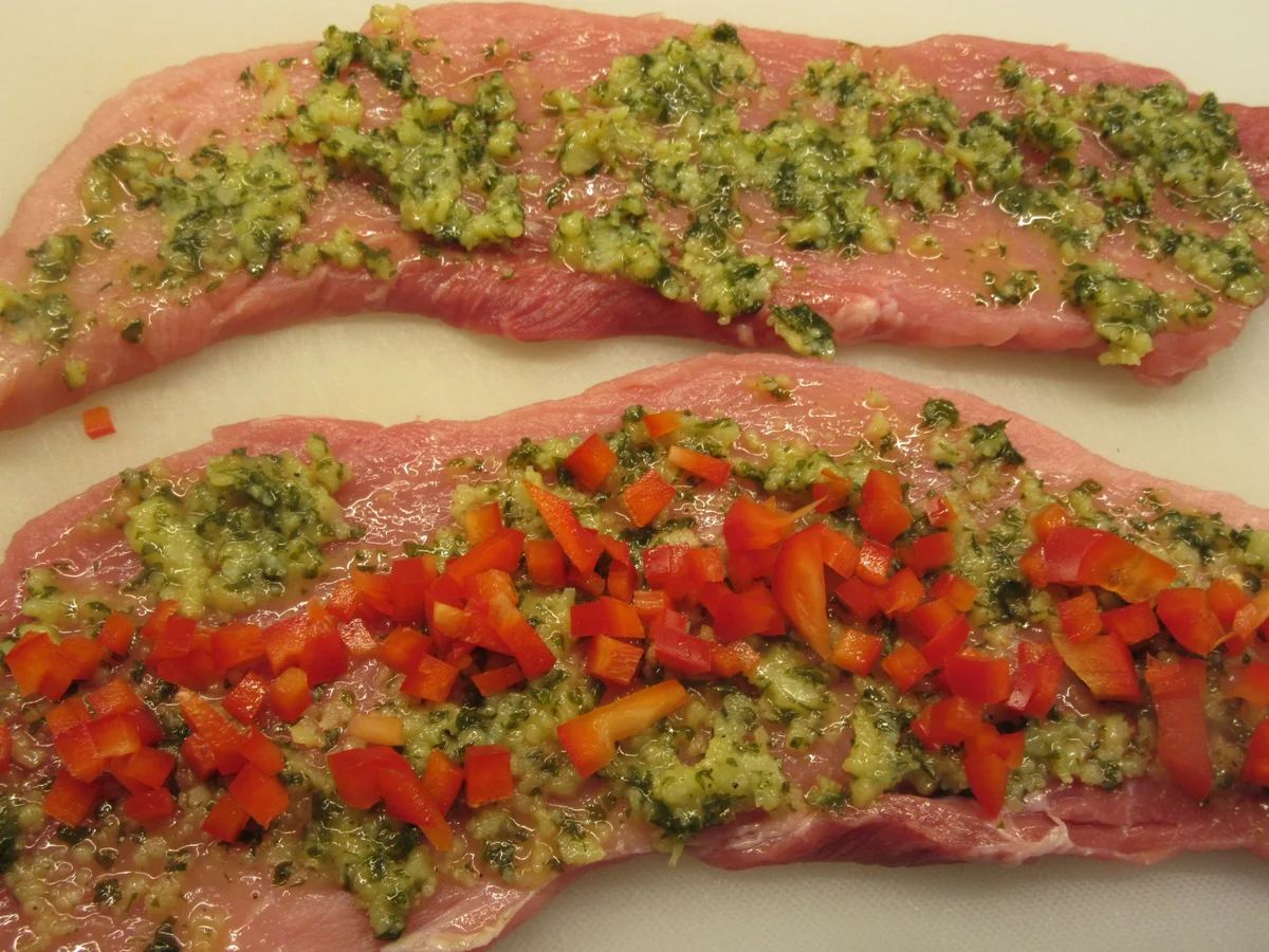 Fleisch: Schweinerouladen a´la Mamma di Toscana mit Peperonata-Soße - Rezept - Bild Nr. 6945