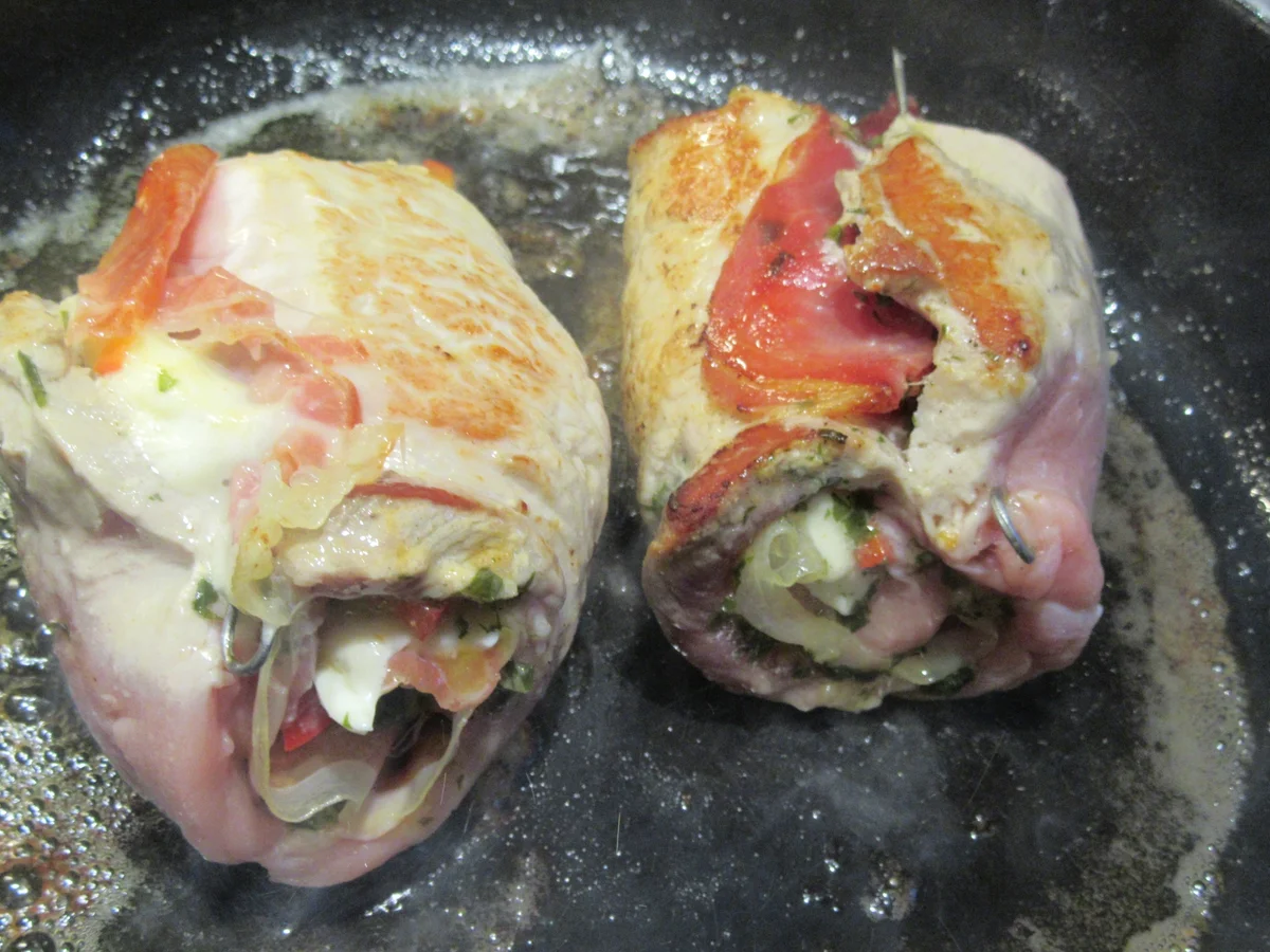 Fleisch: Schweinerouladen a´la Mamma di Toscana mit Peperonata-Soße - Rezept - Bild Nr. 6948