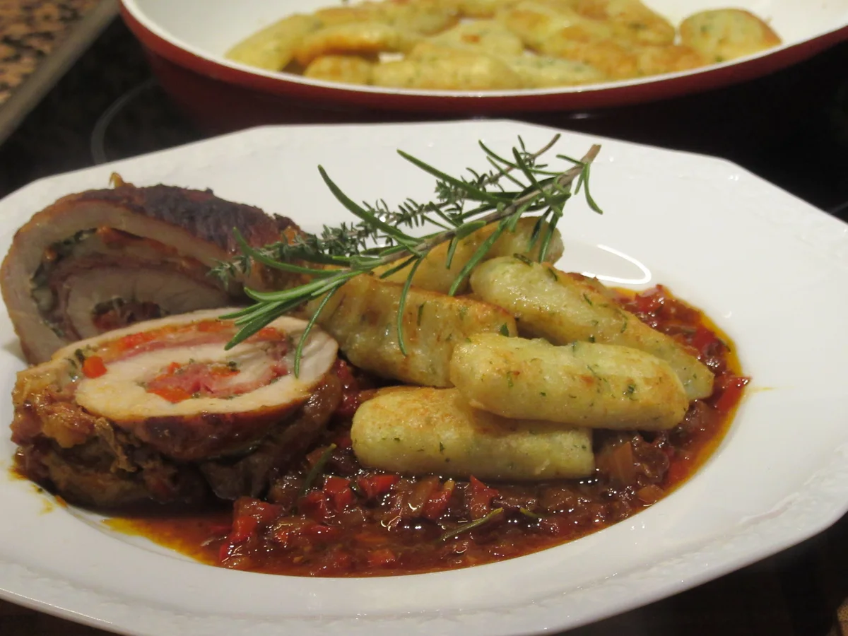 Fleisch: Schweinerouladen a´la Mamma di Toscana mit Peperonata-Soße - Rezept - Bild Nr. 6952