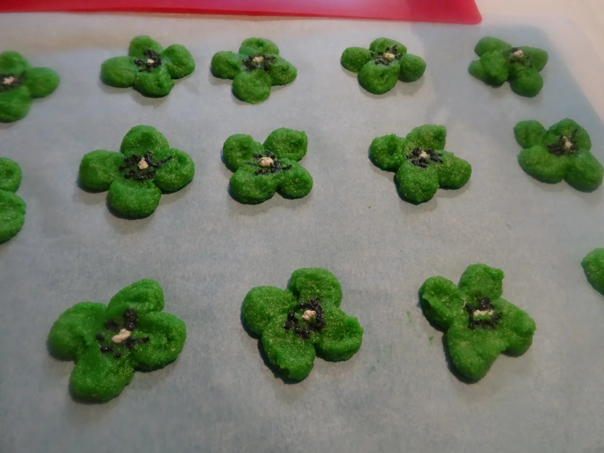 Rezept: Silvester-Mandel-Makronen Bild Nr. 6952 Silvester-Mandel-Makronen - Rezept - Bild Nr. 6952