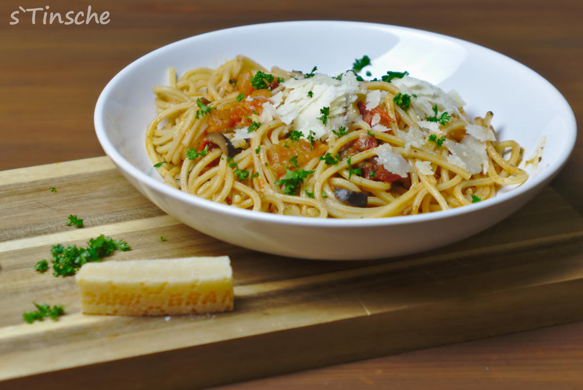 Spaghetti alla puttanesca - Rezept - Bild Nr. 6951