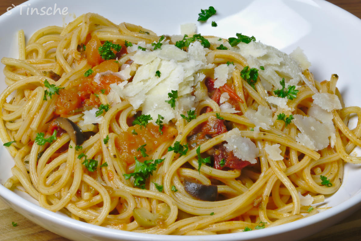 Spaghetti alla puttanesca - Rezept - Bild Nr. 6953