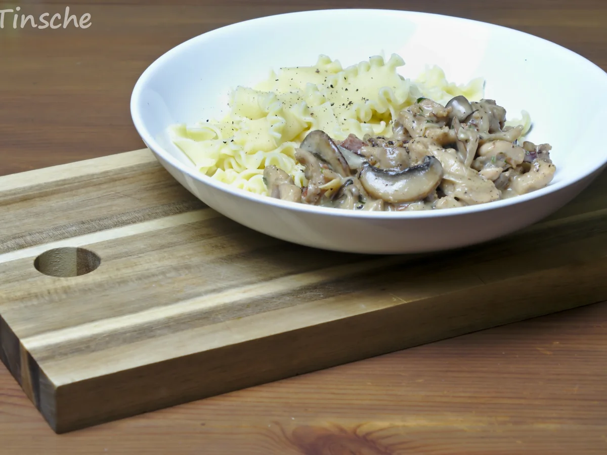 Kaninchengeschnetzeltes mit Pasta - Rezept - Bild Nr. 6991