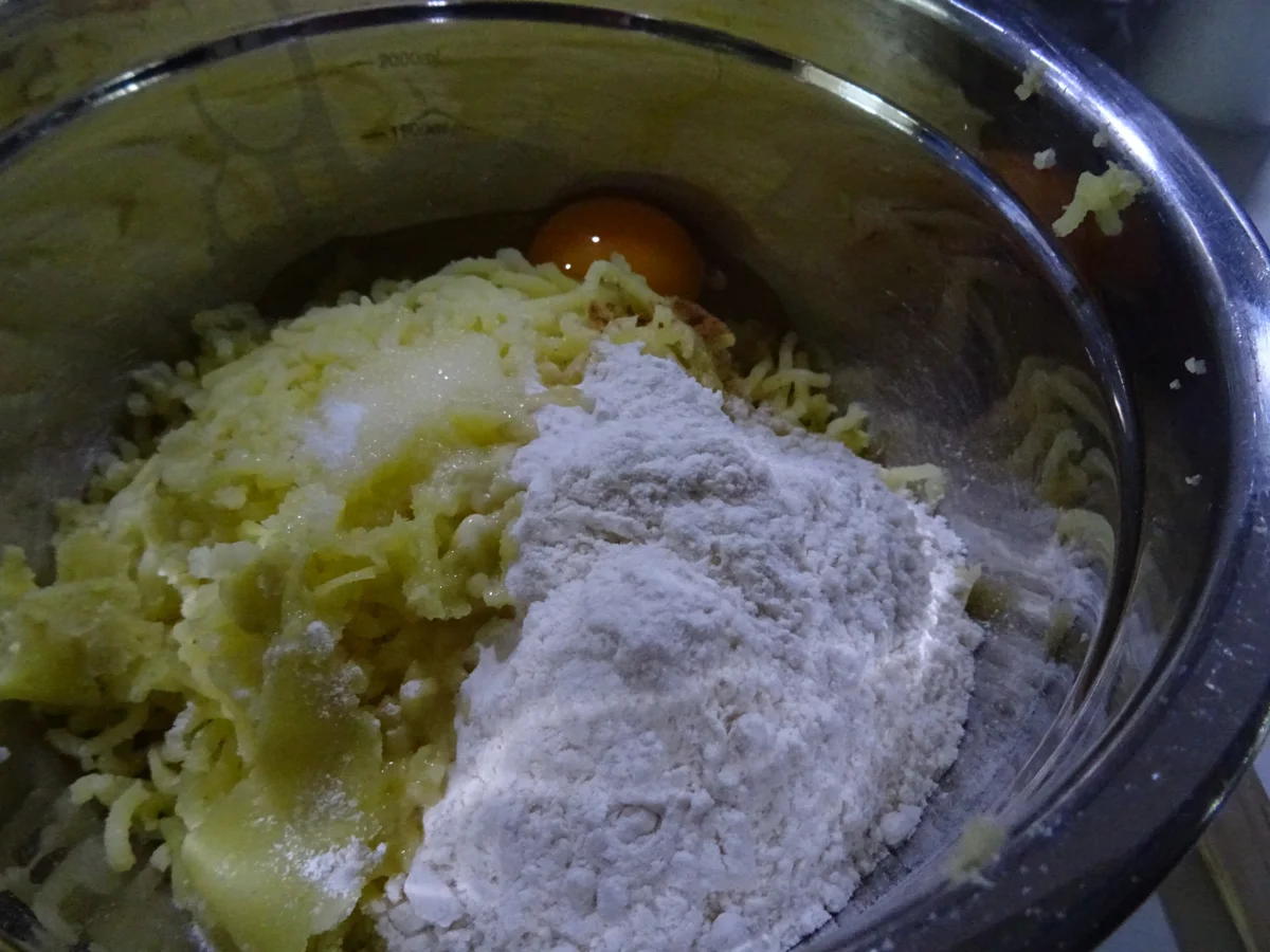 Kartoffel-Hackfleisch-Schnecken mit Dip - Rezept - Bild Nr. 6995