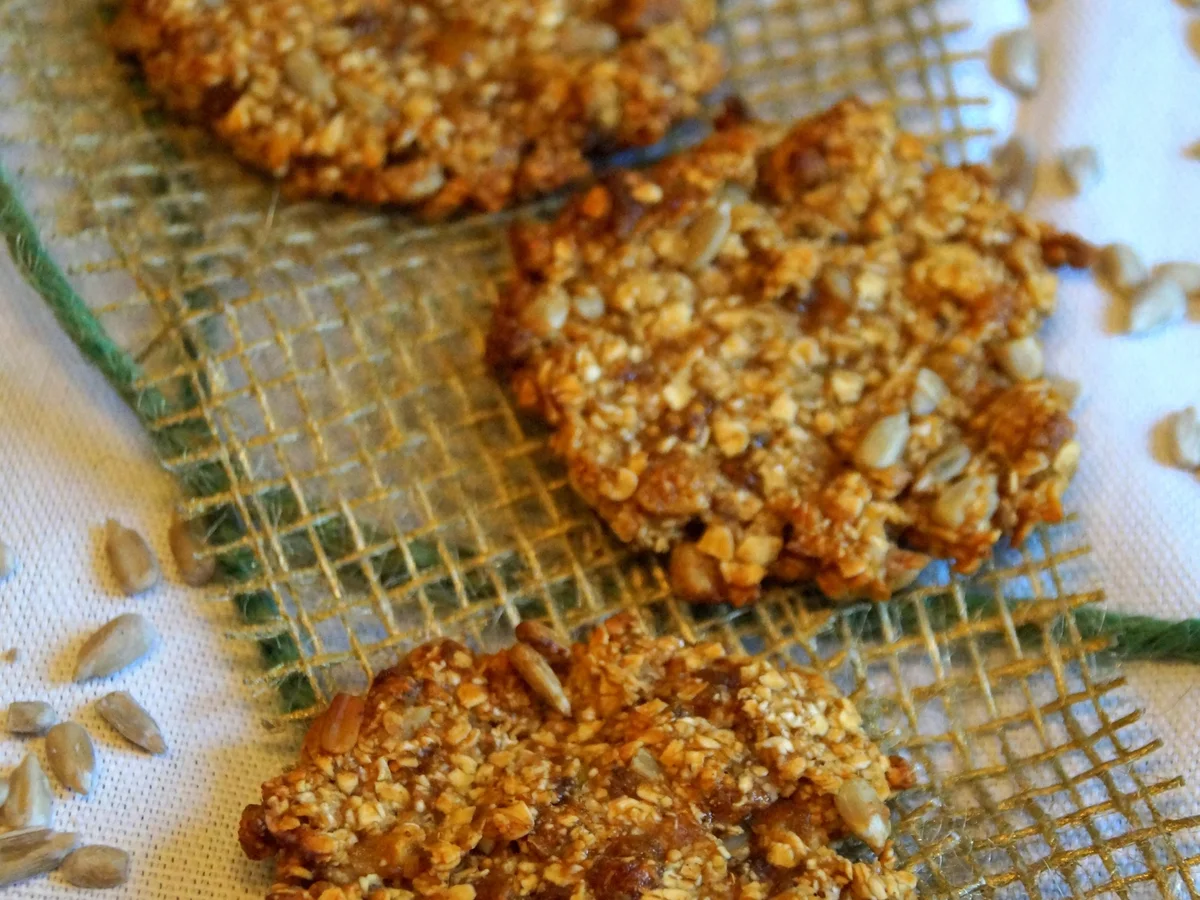 Rezept: Plätzchen: Zuckerfreie Hafer-Feigen-Kekse Bild Nr. 2 Plätzchen: Zuckerfreie Hafer-Feigen-Kekse - Rezept - Bild Nr. 2