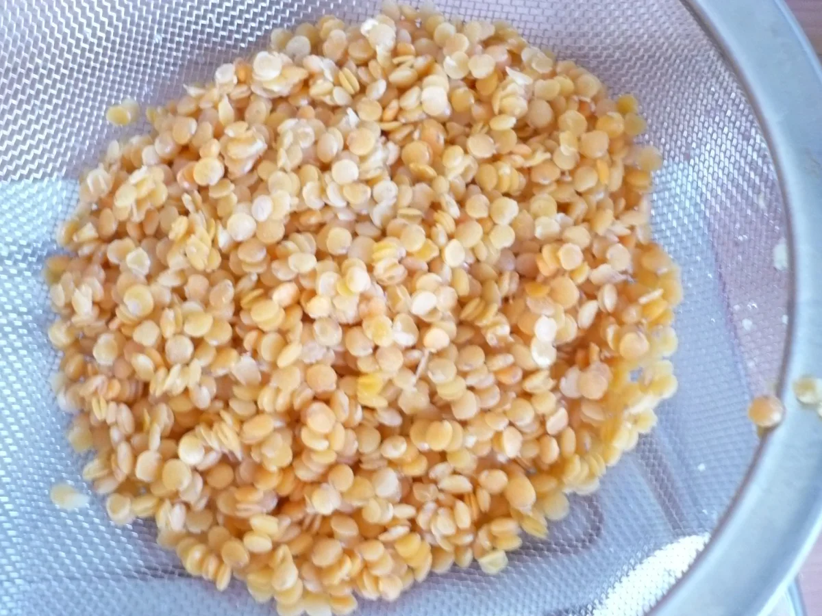 Feldsalat mit Linsen und Räucherfisch - Rezept - Bild Nr. 4