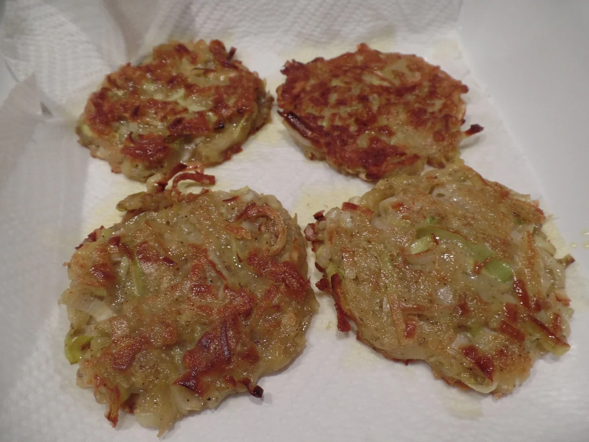 Linsen-Kokossuppe mit Kartoffel-Lauchrösti - Rezept - Bild Nr. 6995