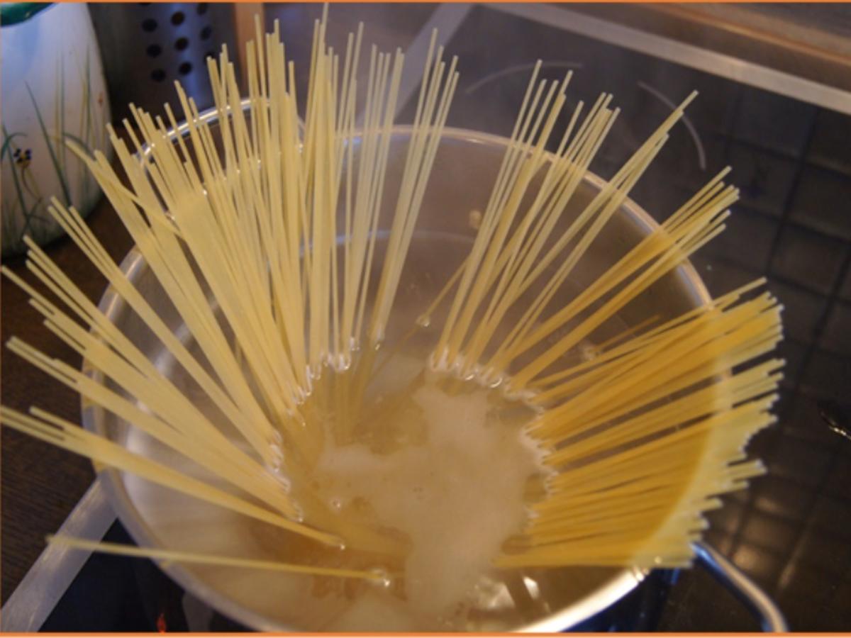 Spaghetti mit Ajvar und Putenbrustfilet - Rezept - Bild Nr. 4