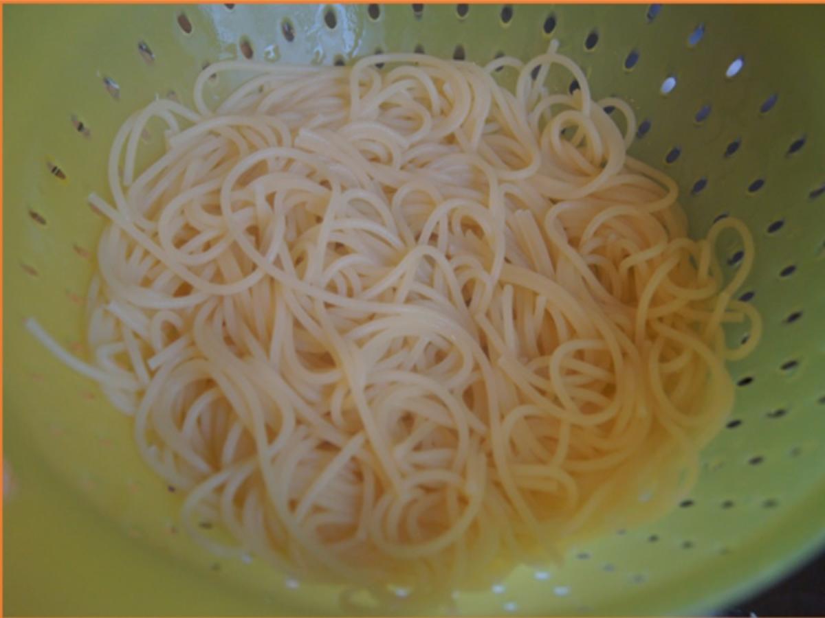 Spaghetti mit Ajvar und Putenbrustfilet - Rezept - Bild Nr. 5