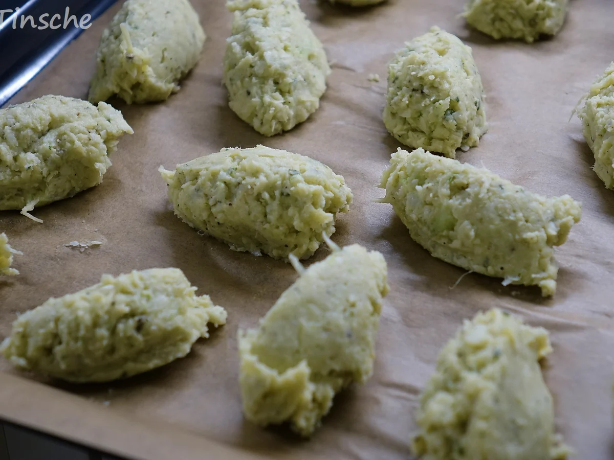 Blumenkohl-Nocken-gebacken mit Schmortomaten - Rezept - Bild Nr. 7004
