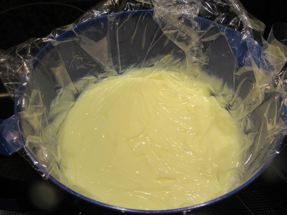Backen: Bailey´s-Buttercreme-Torte (20iger Form) - Rezept - Bild Nr. 7008