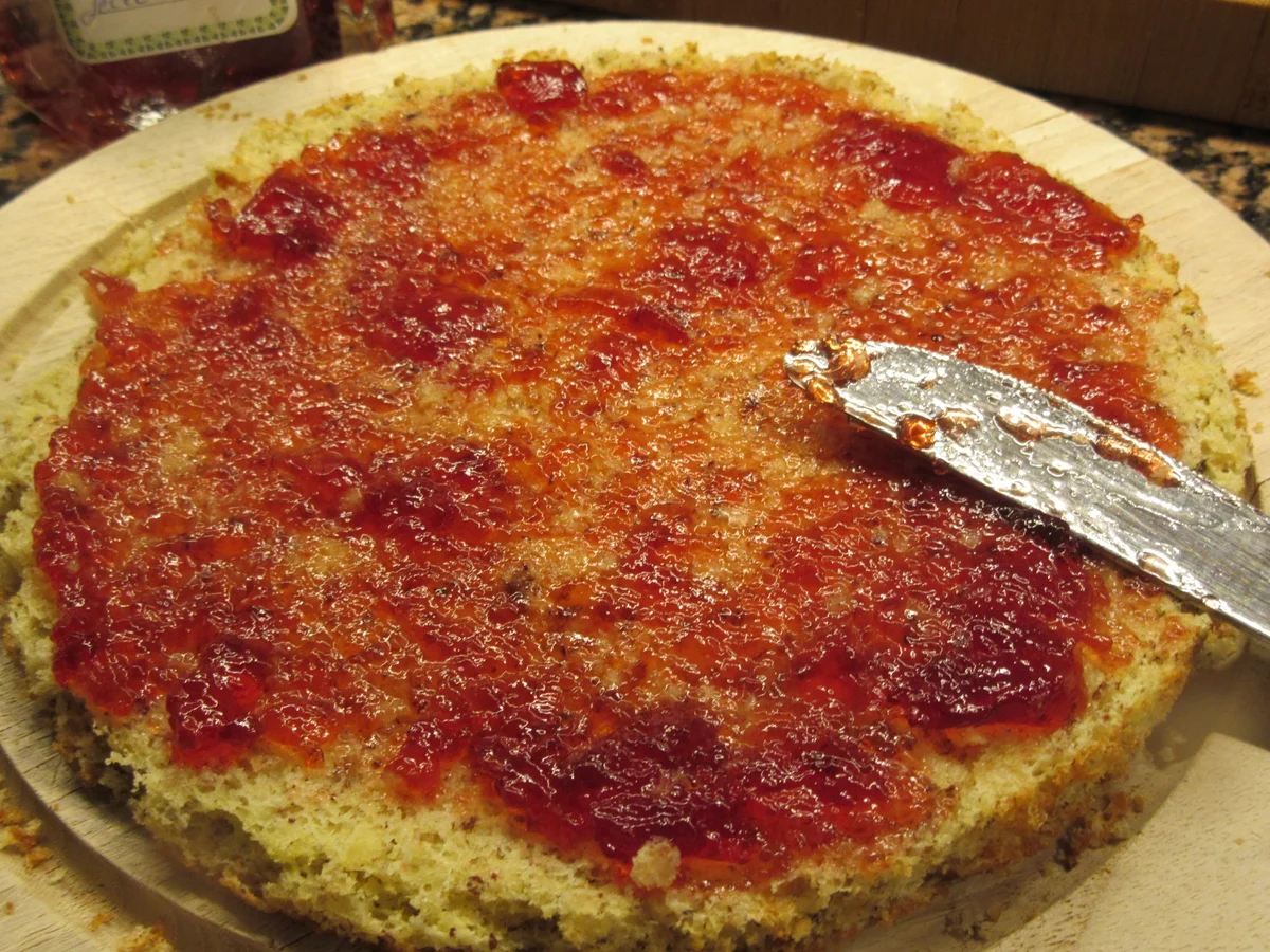 Rezept: Backen: Bailey´s-Buttercreme-Torte (20iger Form) Bild Nr. 7011 Backen: Bailey´s-Buttercreme-Torte (20iger Form) - Rezept - Bild Nr. 7011