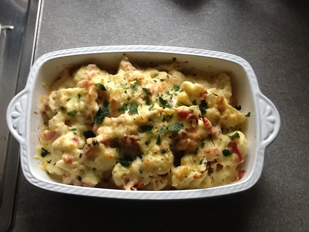 Ofen Blumenkohl Auflauf mit Schinken - schnell &amp; einfach - von colorful