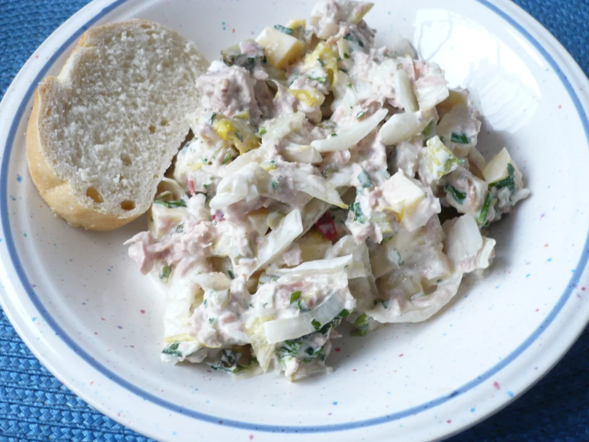 Rezept: Chicoreesalat mit Thunfisch Bild Nr. 7030 Chicoreesalat mit Thunfisch - Rezept - Bild Nr. 7030