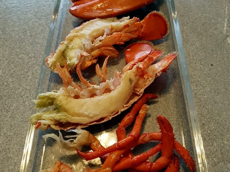 Rezept: Hummer (Lobster) Gratiniert à la Thermidor Bild Nr. 7054 Hummer (Lobster) Gratiniert à la Thermidor - Rezept - Bild Nr. 7054