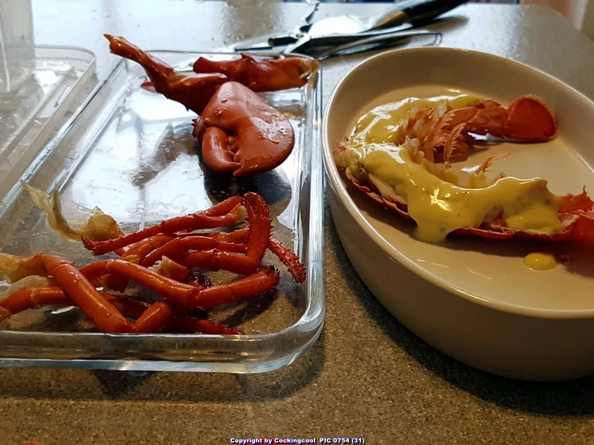 Rezept: Hummer (Lobster) Gratiniert à la Thermidor Bild Nr. 7055 Hummer (Lobster) Gratiniert à la Thermidor - Rezept - Bild Nr. 7055