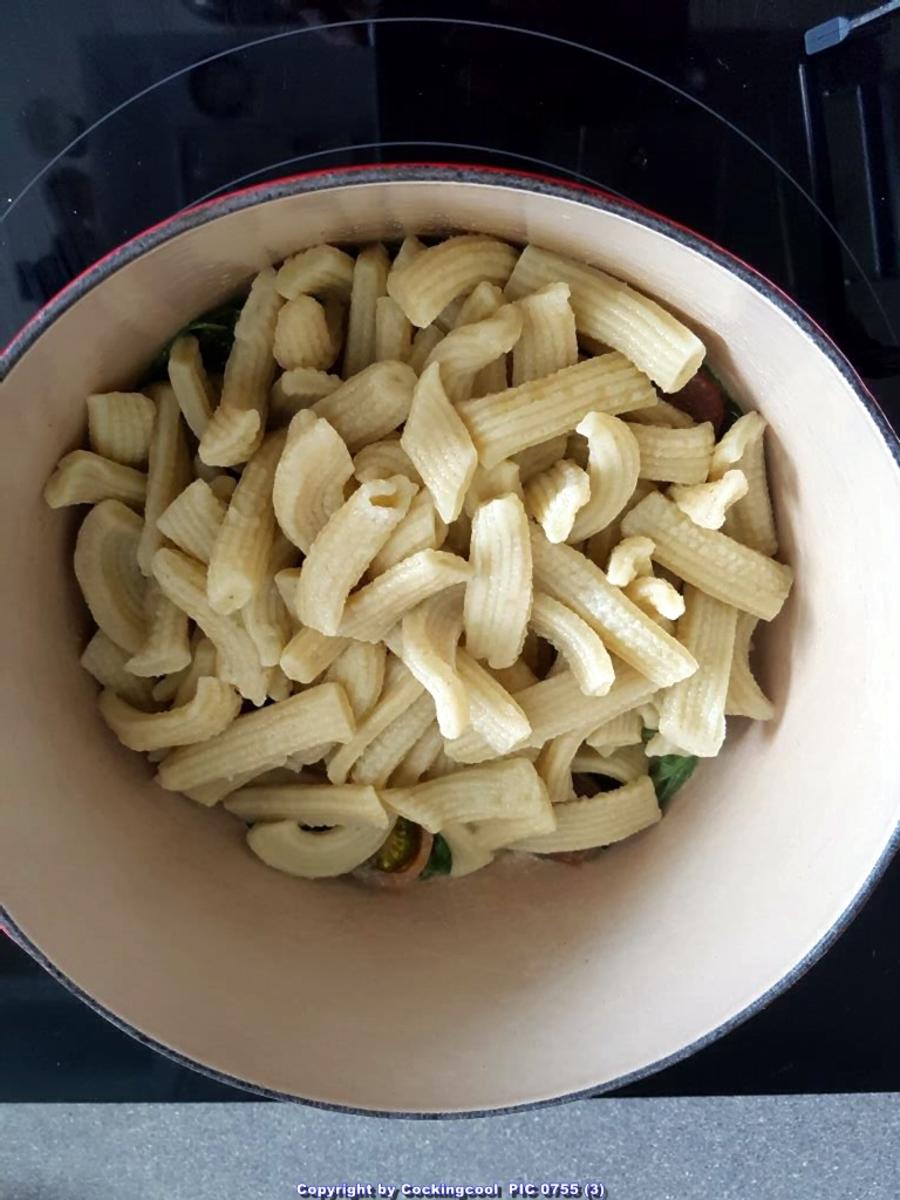 Nudelröhren in geräuchertem Olivenoel und Parmesan - Rezept - Bild Nr. 6