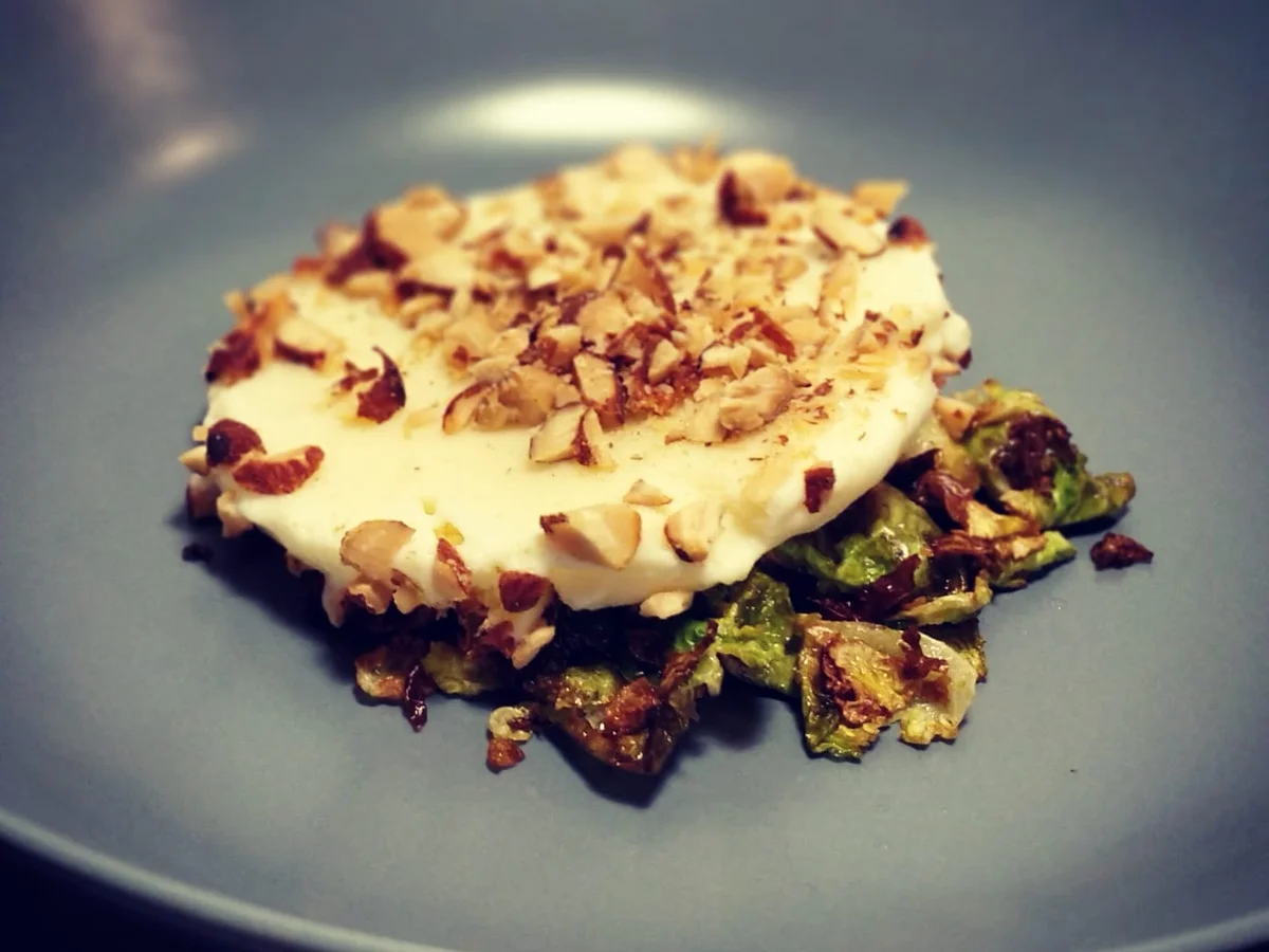 Rosenkohl | Ziege | Yuzu | Rauchmandel - Rezept - Bild Nr. 3