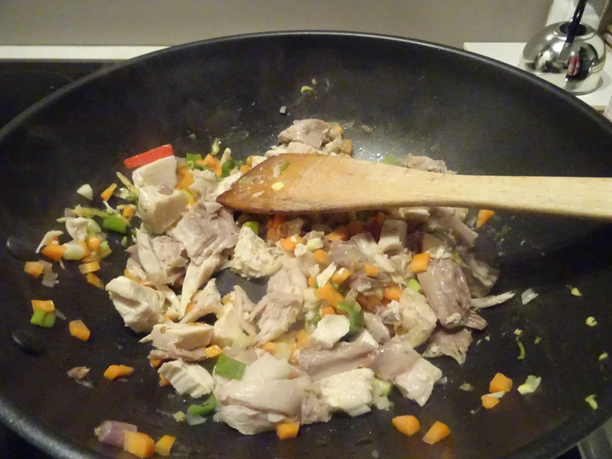 Gebratener Eier-Reis mit Huhn - Rezept - Bild Nr. 7062