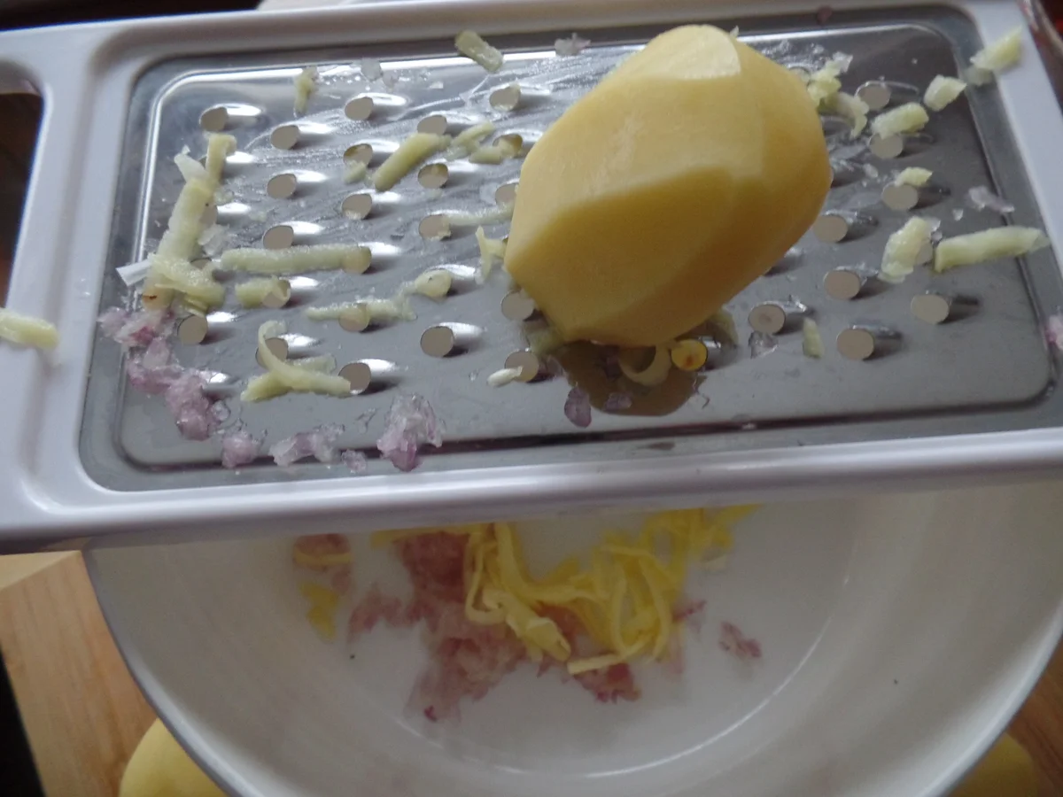 Rezept: Kartoffel-Rösti-Auflauf Bild Nr. 7063 Kartoffel-Rösti-Auflauf - Rezept - Bild Nr. 7063