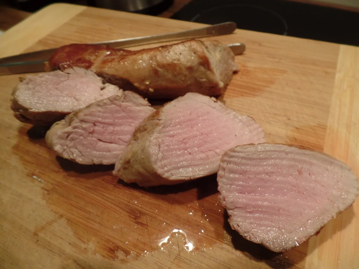 Schweinefilet mit Meerrettichsauce und Kartoffel-Parmesan-Stampf - Rezept - Bild Nr. 7094