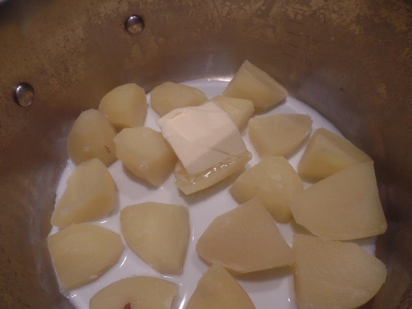 Schweinefilet mit Meerrettichsauce und Kartoffel Parmesan Stampf ...
