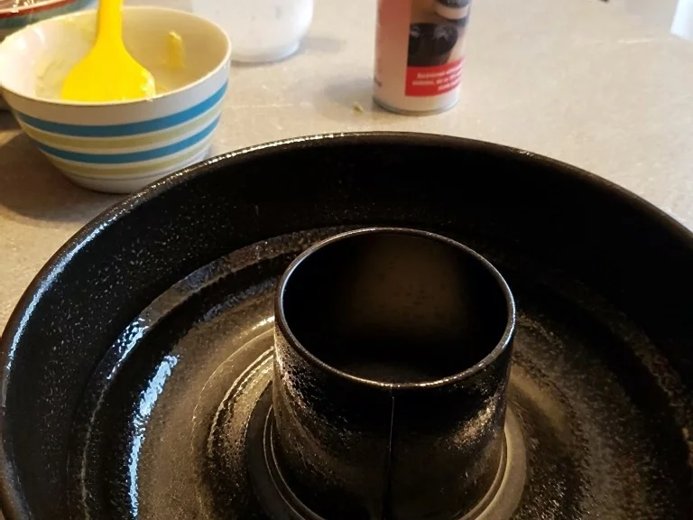 Rezept: Mein "Lieblingskuchen" ein Karamellcreme Marzipanrührkuchen Bild Nr. 7095 Mein "Lieblingskuchen" ein Karamellcreme Marzipanrührkuchen - Rezept - Bild Nr. 7095