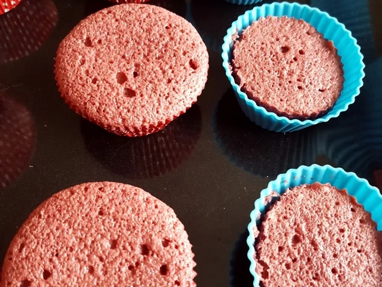 Rezept: Rote Bete Muffins (herzhaft) Bild Nr. 7098 Rote Bete Muffins (herzhaft) - Rezept - Bild Nr. 7098