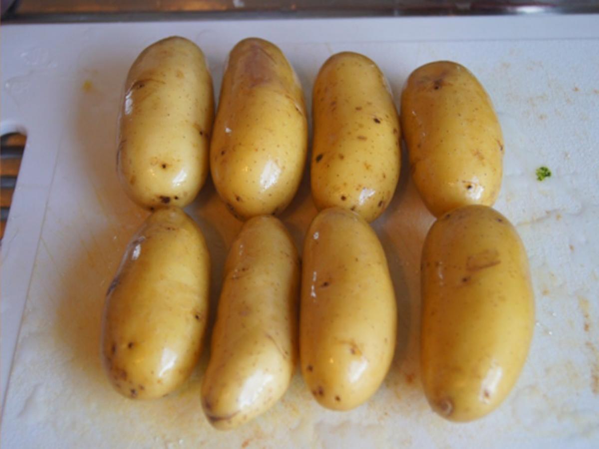Herzhafter Matjessalat mit Kartoffelpilzen - Rezept - Bild Nr. 7