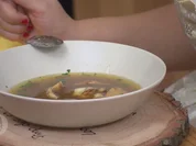 "Pimp dei Frankensüpple": Klare Rinderbrühe mit verschiedenen Einlagen - Rezept - Bild Nr. 3