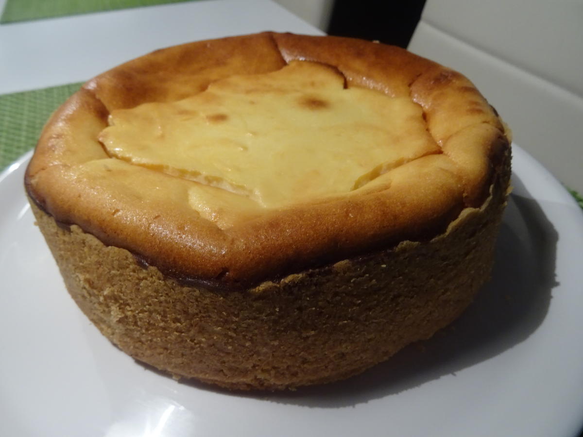 Eierlikör-Käsekuchen mit Himbeeren - Rezept - Bild Nr. 7110
