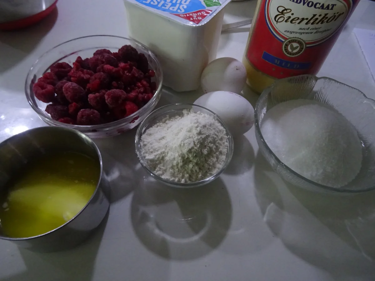 Rezept: Eierlikör-Käsekuchen mit Himbeeren Bild Nr. 7116 Eierlikör-Käsekuchen mit Himbeeren - Rezept - Bild Nr. 7116