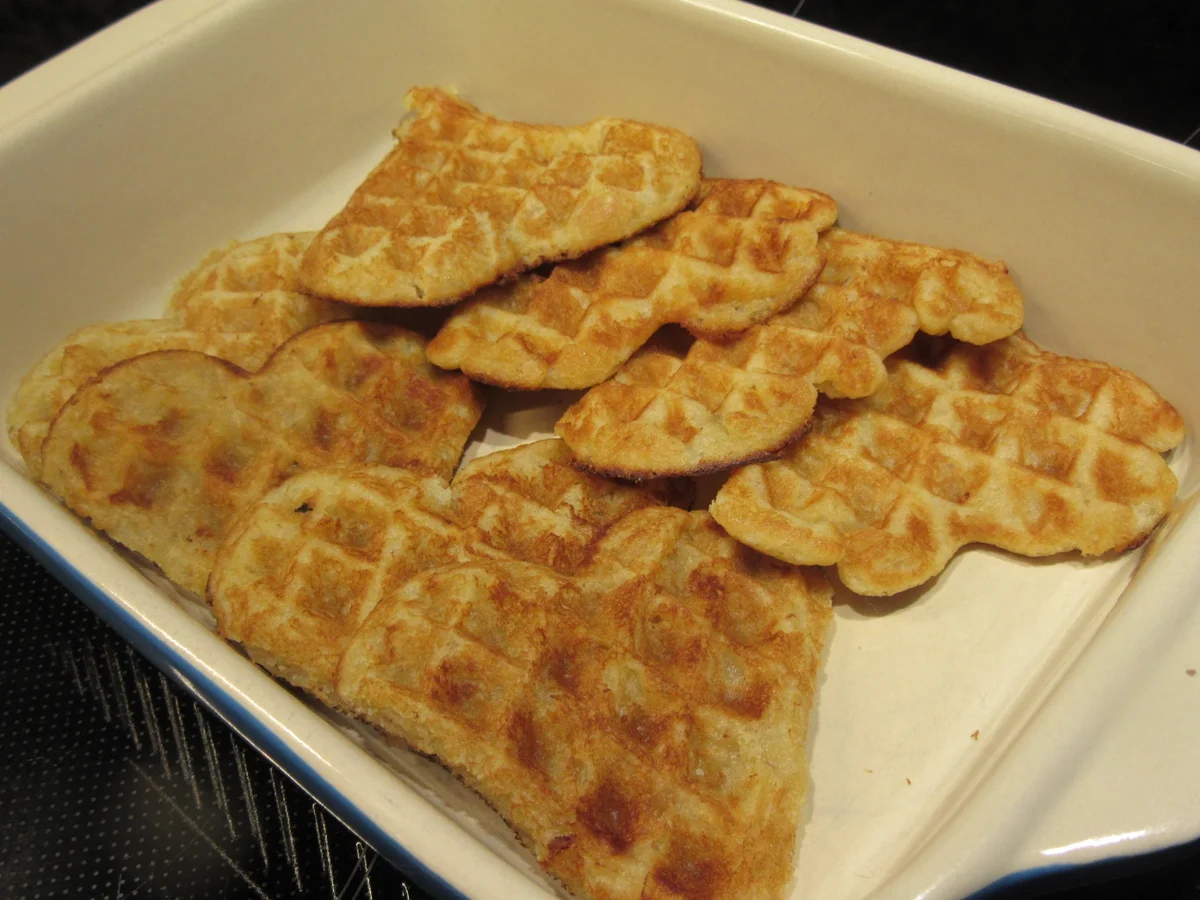 Rezept: Auflauf: Waffelauflauf mit Äpfeln und Vanillesoße Bild Nr. 7115 Auflauf: Waffelauflauf mit Äpfeln und Vanillesoße - Rezept - Bild Nr. 7115