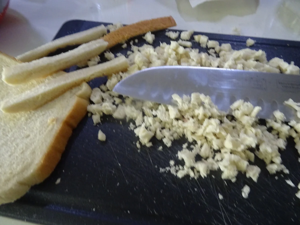 Rezept: Fisch-Frikadellen mit buntem Kartoffelsalat und Ajvar-Dip Bild Nr. 7144 Fisch-Frikadellen mit buntem Kartoffelsalat und Ajvar-Dip - Rezept - Bild Nr. 7144