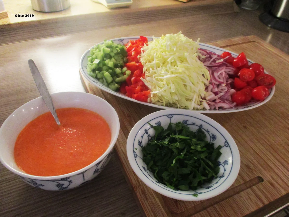 Meine Döner - Rolle mit Paprika-Feta Dip - Rezept - Bild Nr. 7137