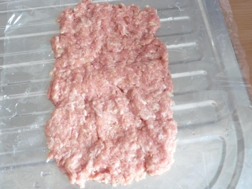 Hackroulade mit gemischtes Hack und Brötchen (vom Vortag) - Rezept mit ...