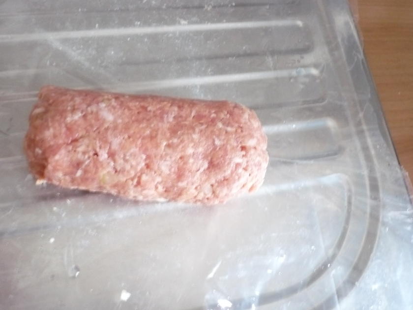 Hackroulade mit gemischtes Hack und Brötchen (vom Vortag) - Rezept mit ...