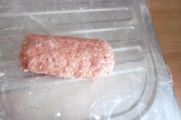Hackroulade mit gemischtes Hack und Brötchen (vom Vortag) - Rezept mit ...