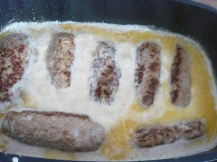 Hackroulade mit gemischtes Hack und Brötchen (vom Vortag) - Rezept mit ...
