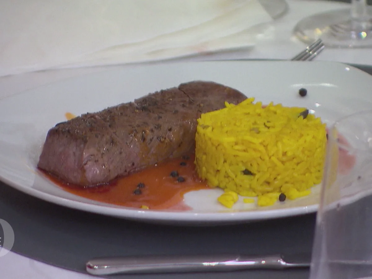 Rezept: Lammlachse mit orientalischem Reis und Lamm Fond Bild Nr. 2 Lammlachse mit orientalischem Reis und Lamm Fond - Rezept - Bild Nr. 2