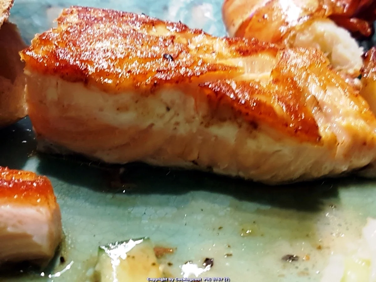 Lachsfilet ohne Haut und trotzdem schön glasig - Rezept - Bild Nr. 7149