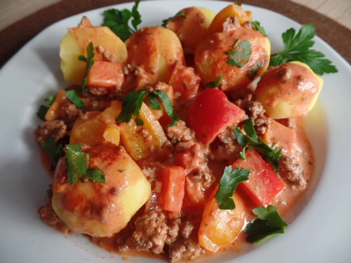 Hack-Paprika-Pfanne mit Kartoffeln - Rezept - Bild Nr. 7162