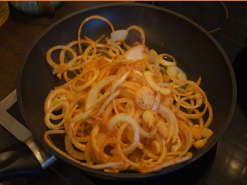 Entrecôte mit Zwiebelringen und Champignons - Rezept - Bild Nr. 7166