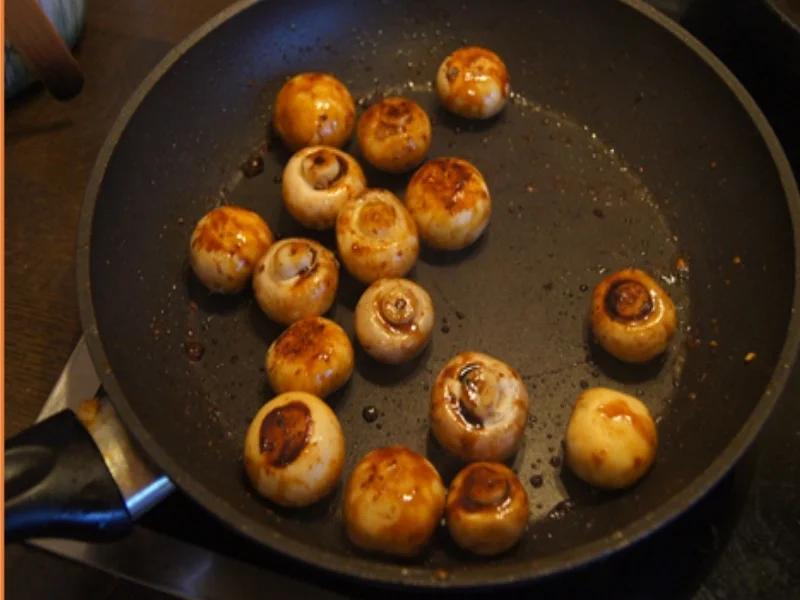 Entrecôte mit Zwiebelringen und Champignons - Rezept - Bild Nr. 7169