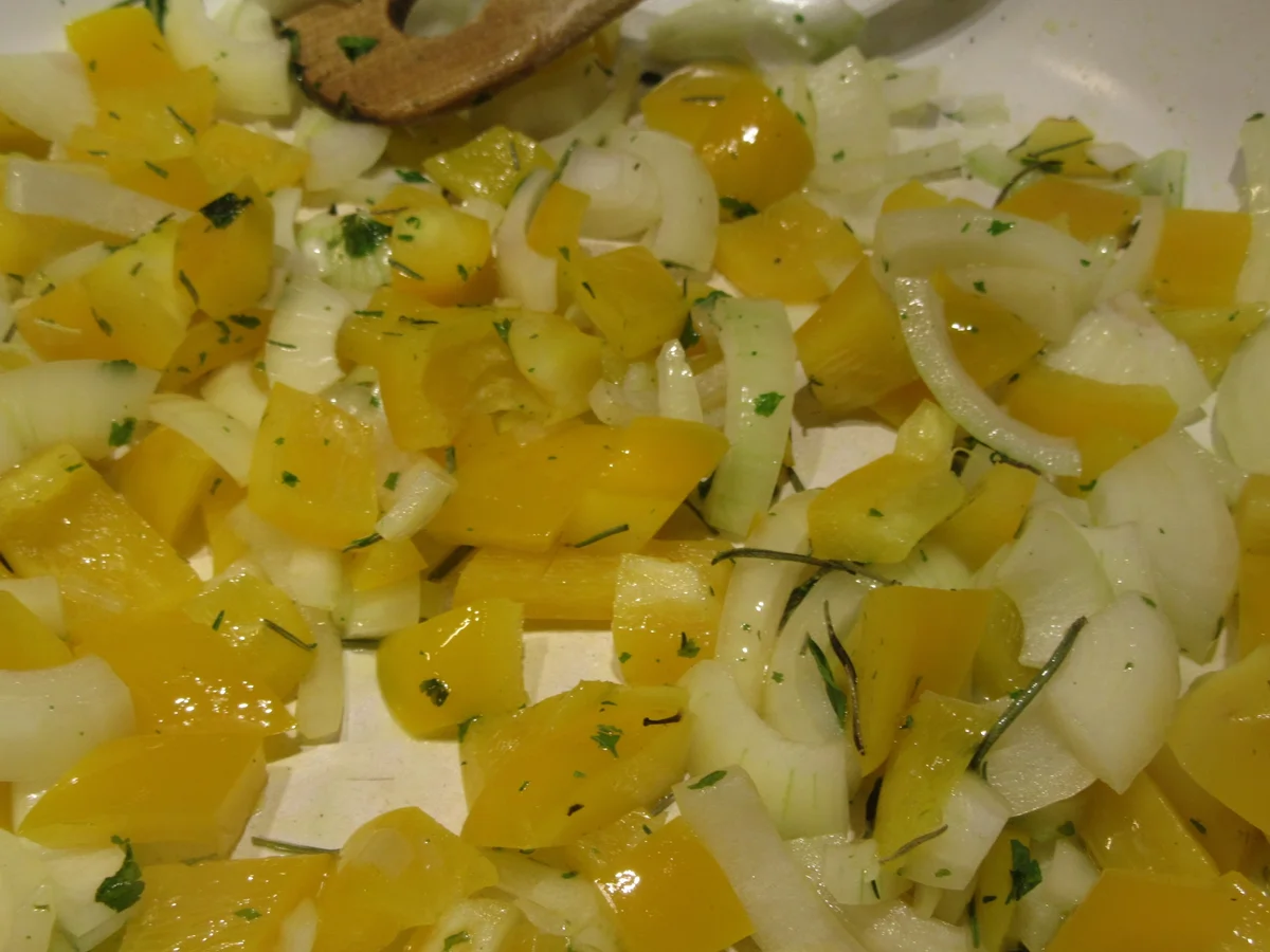 Rezept: Gemüse: Mediterranes Pfannengemüse Bild Nr. 7163 Gemüse: Mediterranes Pfannengemüse - Rezept - Bild Nr. 7163