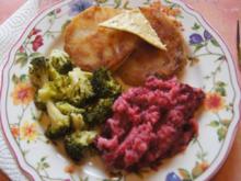 Kohlrabi-Schnitzel mit Brokkoli und Rote Bete-Sellerie-Stampf - Rezept - Bild Nr. 7163