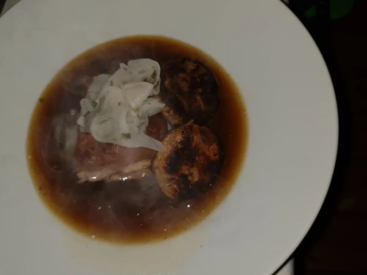 Rezept: Schweinebauch mit Umamifond und asiatisch aromatisiertem Rettich Bild Nr. 2 Schweinebauch mit Umamifond und asiatisch aromatisiertem Rettich - Rezept - Bild Nr. 2